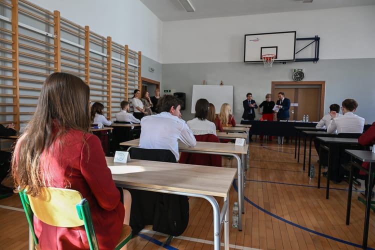 pisemny egzamin z języka polskiego