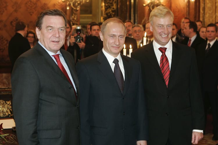 Gerhard Schröder, Władimir Putin.