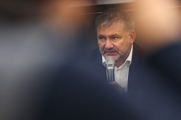 Waldemar Żurek rozważa wniosek o wyłączenie sędzi. Chodzi o Europejski Nakaz Aresztowania dla Ziobry.