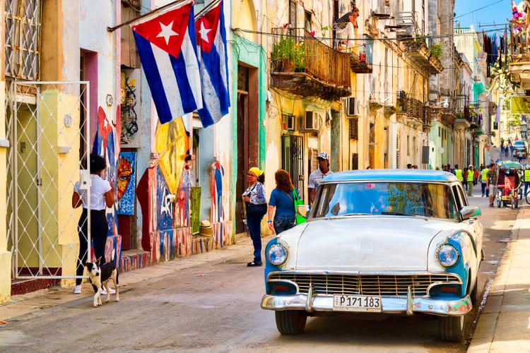 Havana,cuba,-,March,16,2018,:,Urban,Scene,With,Cuban,Flags,