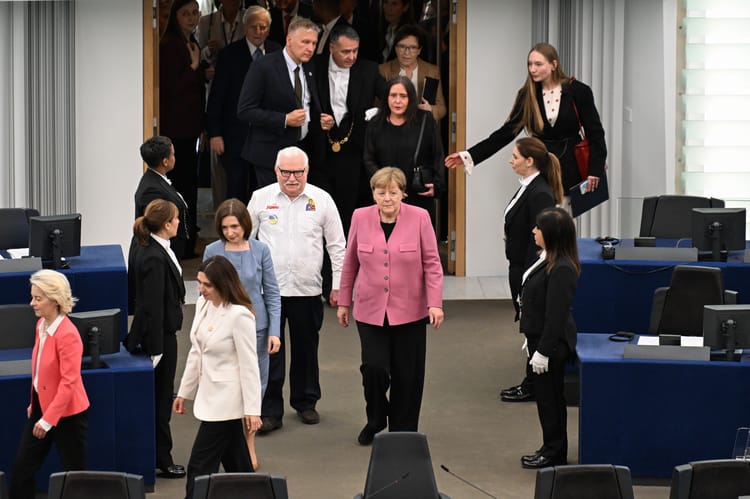 Lech Wałęsa, Angela Merkel