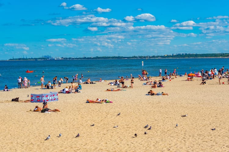 Sopot,,Poland,,August,12,,2024:,People,On,A,Beach,In
