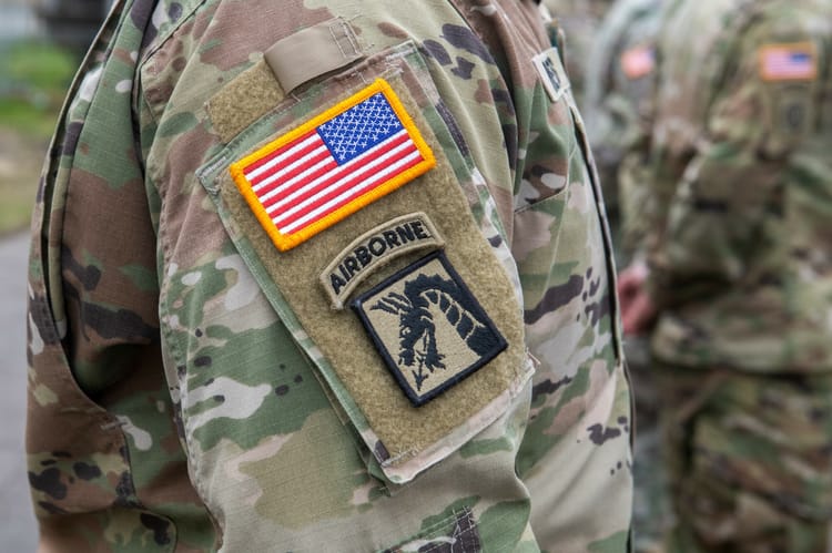 Ustanowienie garnizonu Si? Zbrojnych USA w Polsce